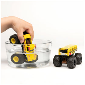 El Toro Loco color-change demo in warm water reveals clean finish