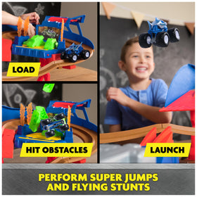 Monster Jam El Toro Loco 1:64 die-cast truck on track for action