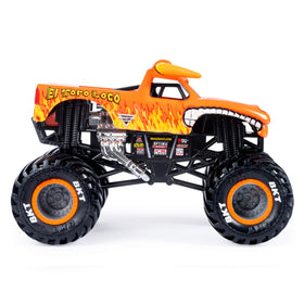 BKT tires provide improved traction for realistic ramp play and display.