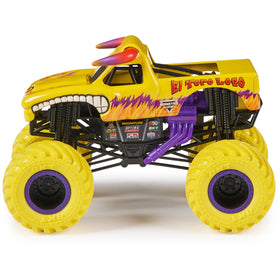Monster Jam El Toro Loco 1:24 scale truck rubber BKT tires offer solid traction during play.