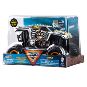 Great for collection or action-packed play sessions at home or with friends.