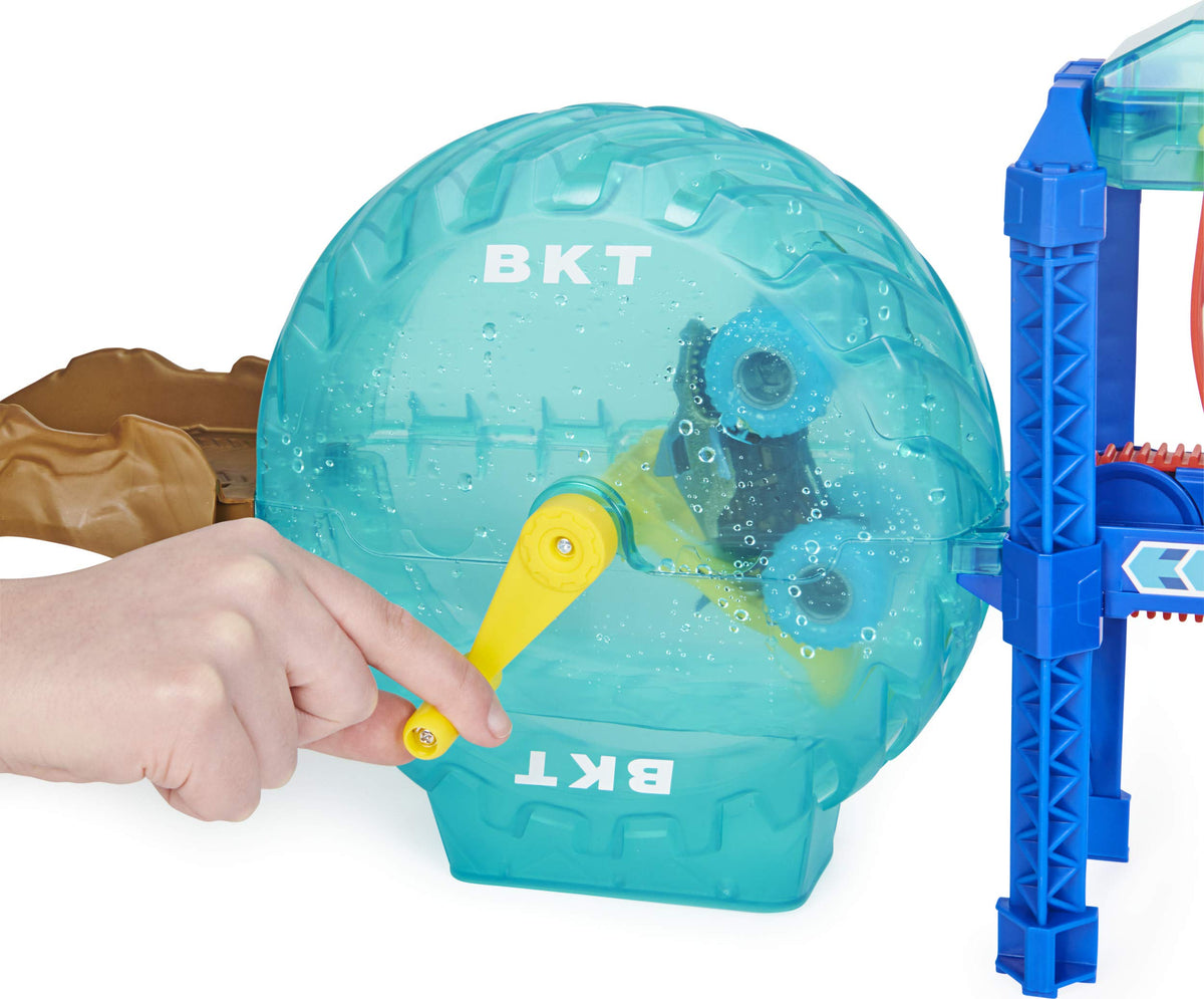 Monster Jam Megalodon Monster Wash conveyor belt scene encourages timed play and dynamic toy movement