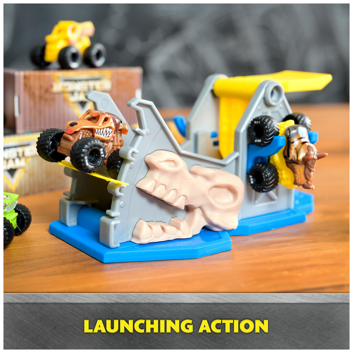 Monster Jam Mini Jams Avenger truck with bold colors fuels immersive pretend battles.