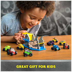 Monster Jam Mini Jams Earthshaker truck features rugged build for action-packed sessions.
