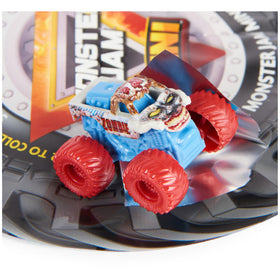 Monster Jam Mini Truck detail graphics highlight authentic race-ready design.