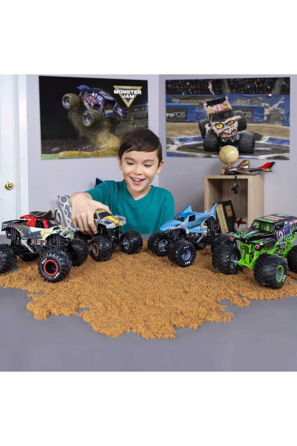 Monster Jam MNJ VHC El Toro Loco suspension detail suggests smoother landings during jumps.