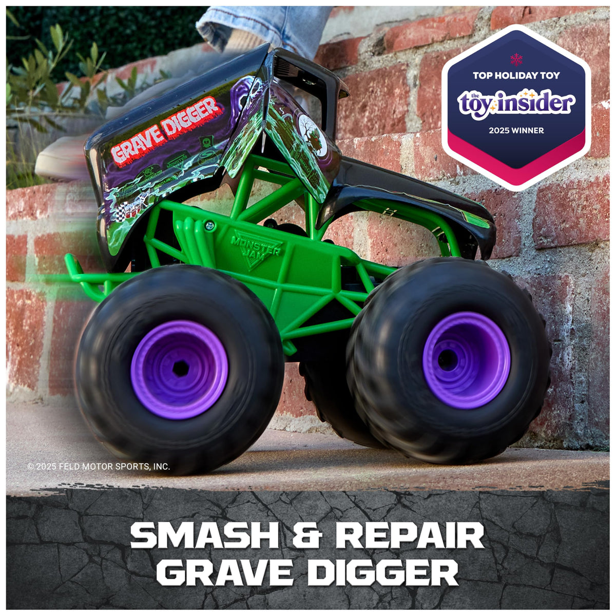 One-touch repair feature resets the Grave Digger RC for more action during play.