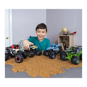 Monster Jam Soldier Fortune truck packaging highlights collectible, gift-ready appeal.