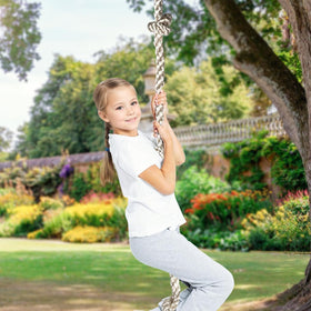 MONT PLEASANT rope with easy-hook attachment for simple installation.