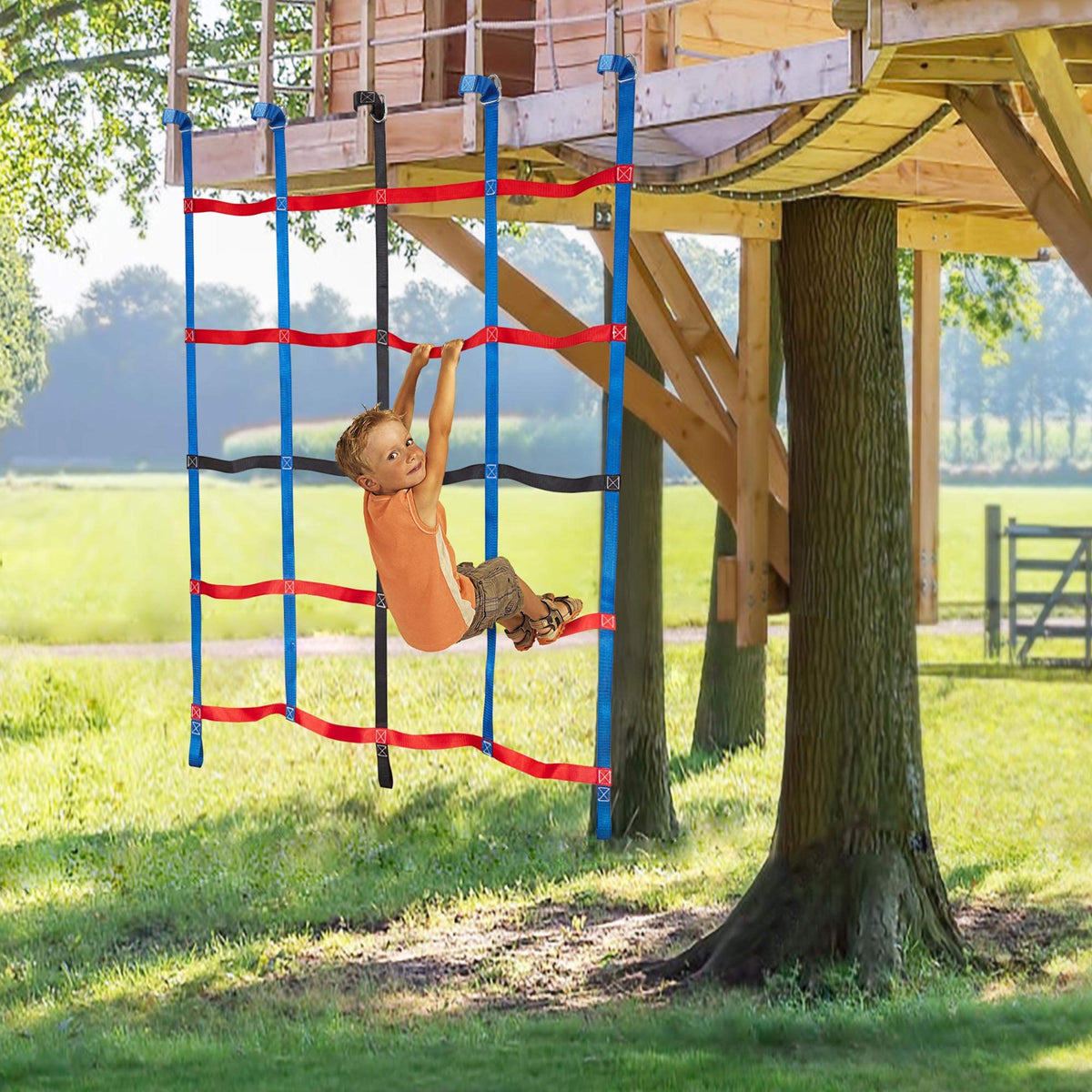 MONT PLEASANT house of tree climbing net inspires imaginative routes