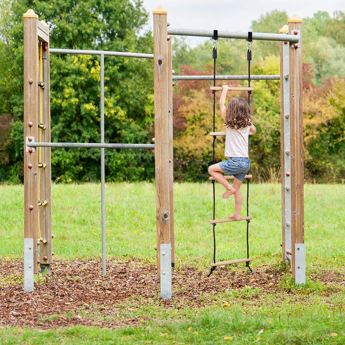 Mont Pleasant rope ladder uses wear resistant rope and non slip rungs for safety