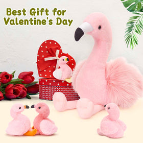 MorisMos family flamingo set supports imaginative play and sharing.