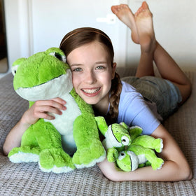 MorisMos green frog toy packaging idea plush gift-ready for birthdays and holidays