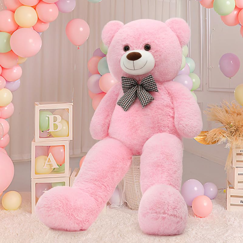 MorisMos pink teddy bear on unboxing, instantly sparks smiles and warmth.