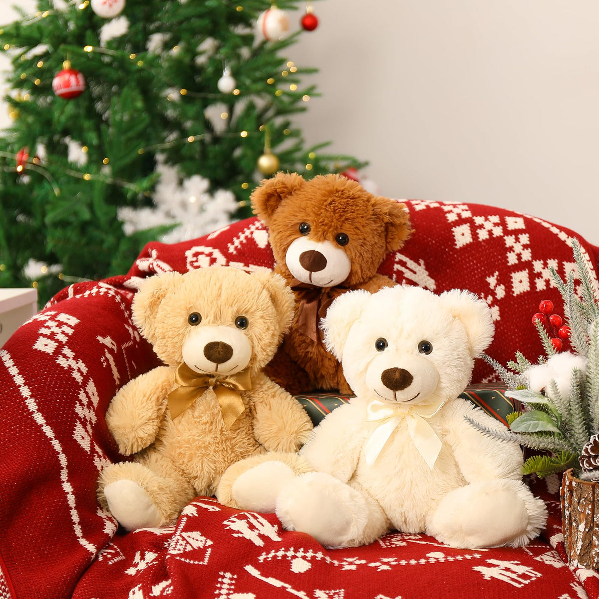 MorisMos safe-certified brown teddy bear, child-friendly and durable.