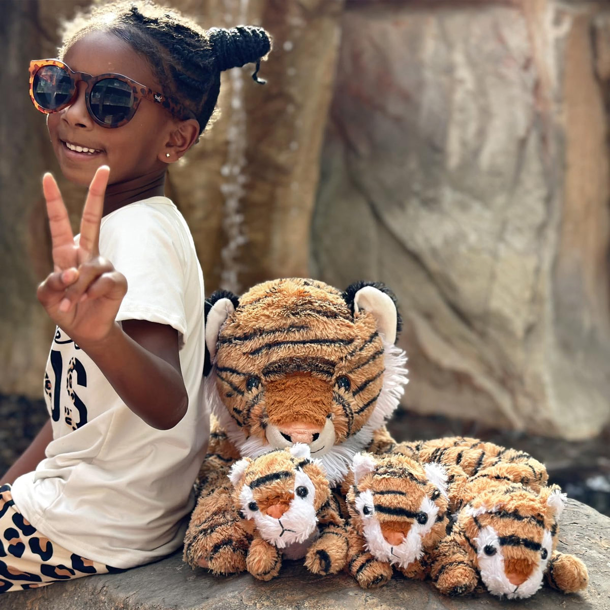 MorisMos tiger plush inside belly-3 showcases travel-friendly storage and fun
