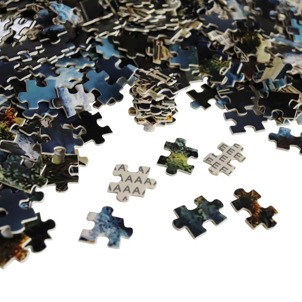 Moruska wooden basswood 1000-piece puzzle with durable finish.