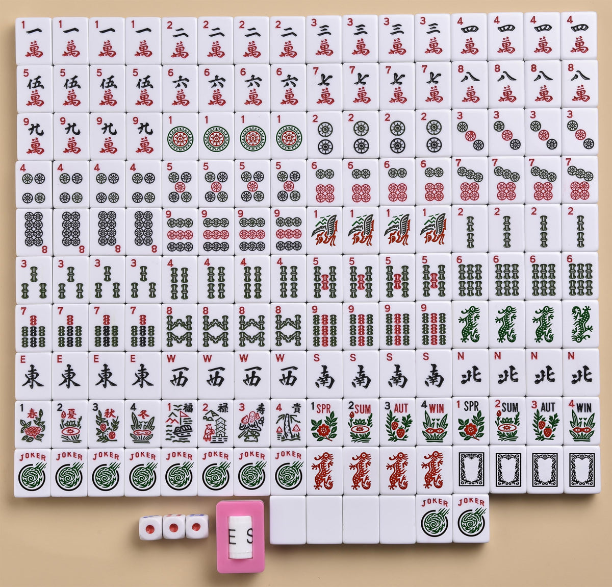 Mose Cafolo colorful chips for straightforward stakes and scoring during play.