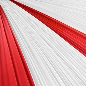 Moukeren waterproof disposable circus tablecloth protects surfaces from spills