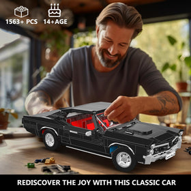 Mould King 10199 carbon fiber accents add sporty realism.