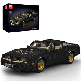 Mould King Classic Supercar front view showcases sleek lines for stunning display.