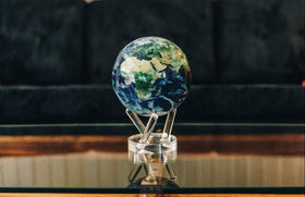 MOVA Globe powered by light demonstrates maintenance-free, quiet motion.