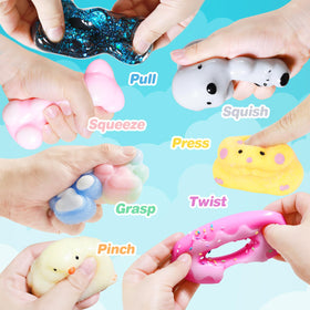 MoZkkiz Taba Squishy Big Chick image showcases large squishy for stress release and play.