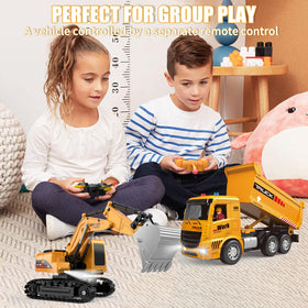 MQDMINI lights and sounds add immersive excitement during pretend work