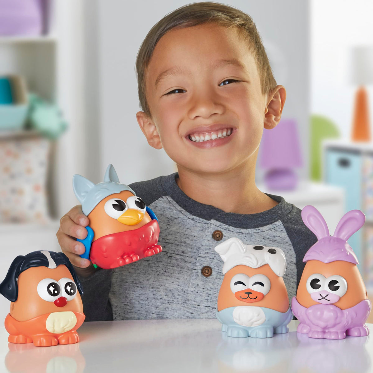 Mr. Potato Head Pet-Tato Tots 27 accessories enable endless customization