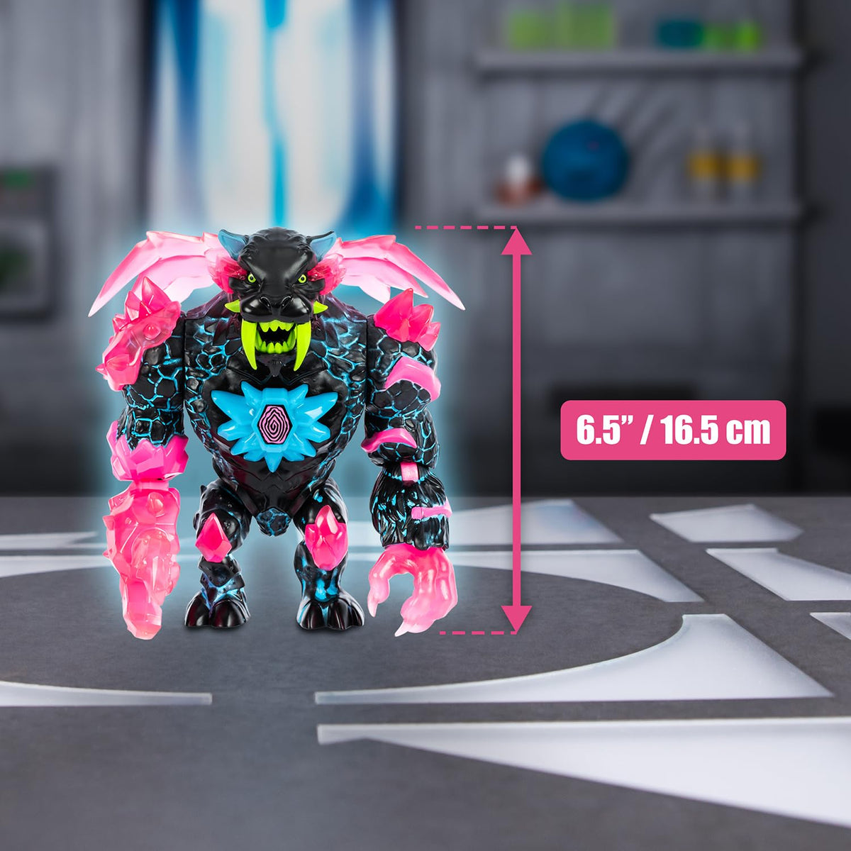 MRBEAST LAB 6.5-inch Panther figure stands tall for display.