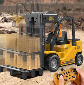 Mscredse RC forklift 11-channel remote for precise, varied play sessions.