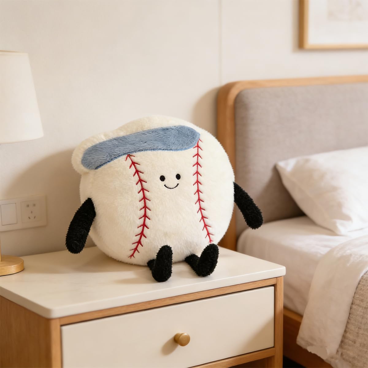 MUALML baseball pillow gift packaging, a thoughtful sports-inspired present.