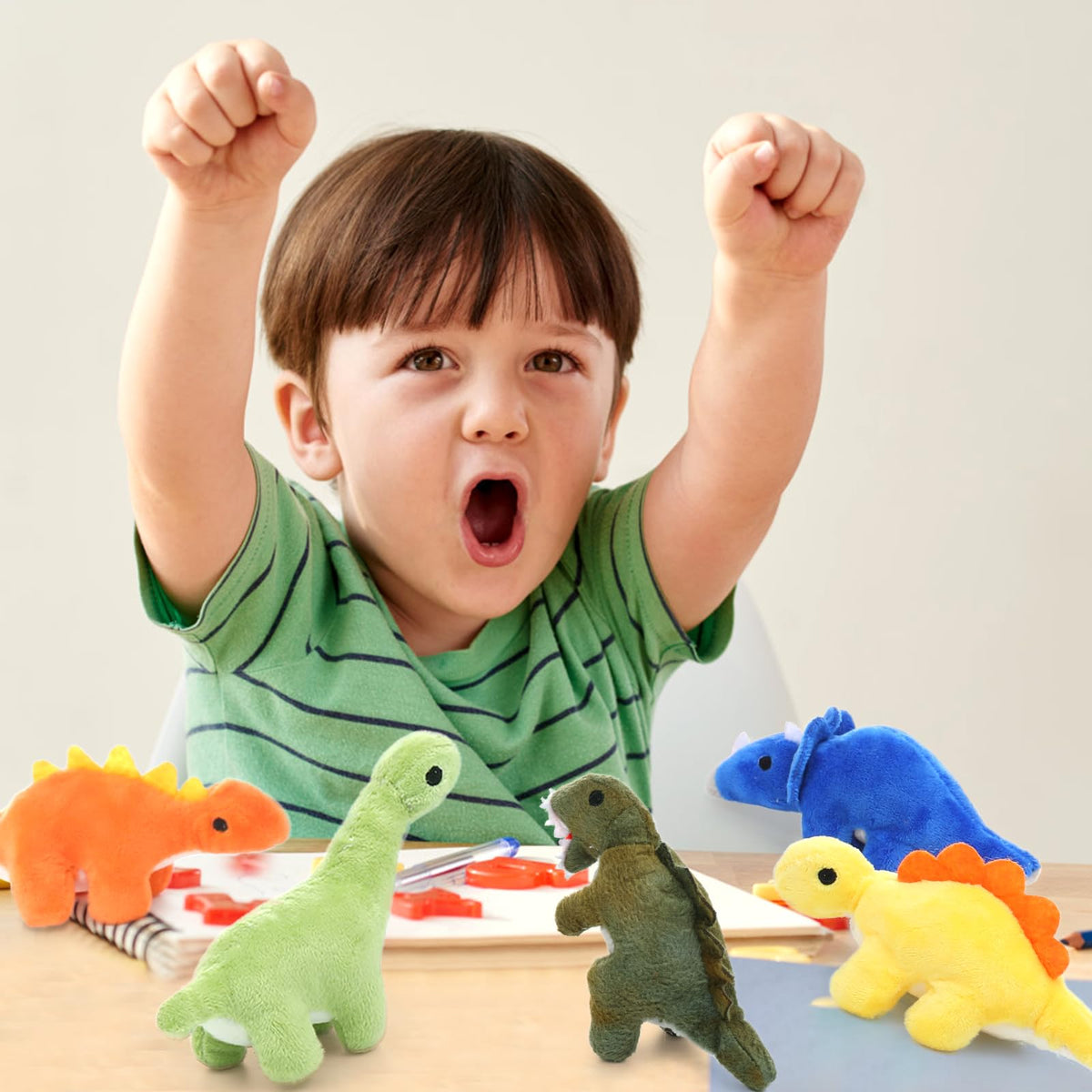 Muiteiur dinosaur room decor that doubles as engaging play space