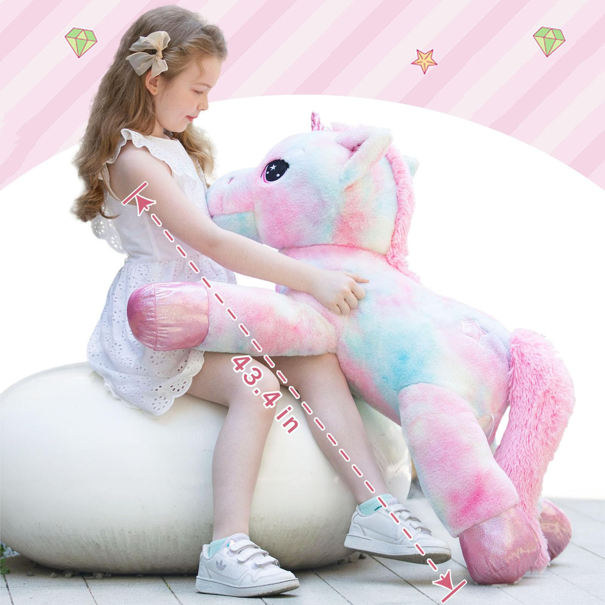 Muiteiur unicorn plush shimmery hooves add whimsy to any room.