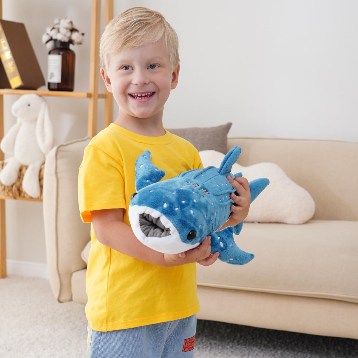Mukouxun whale shark plush soft fur texture, inviting touch.