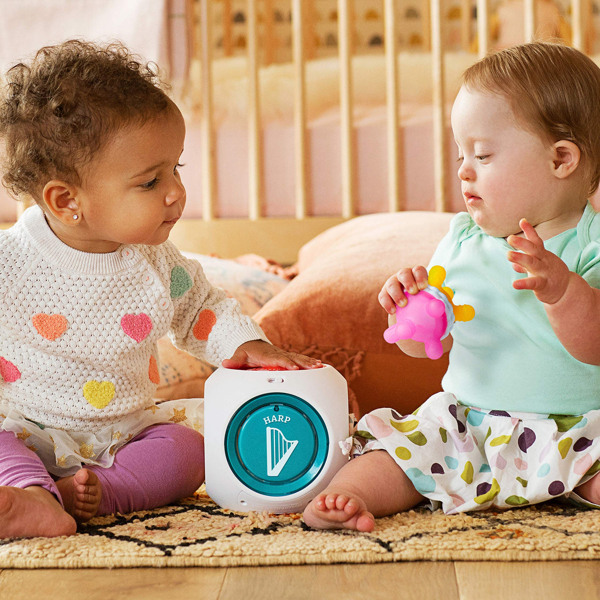 Munchkin Mozart Magic Cube harp sound sparks gentle tunes