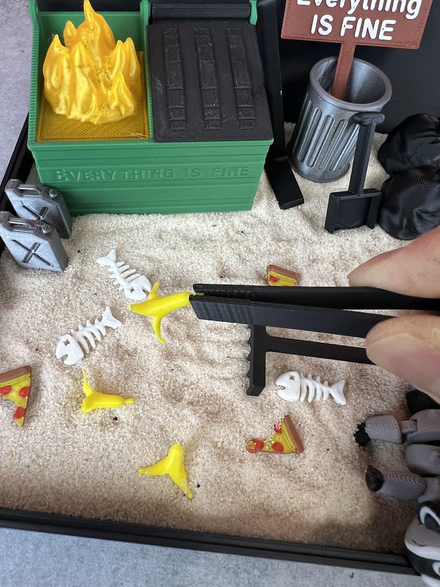 MunnyGrubbers set for customizable desk decor and novelty gift