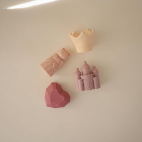 Mushie Princess Bath Toys Castle, two-piece design for easy cleaning.