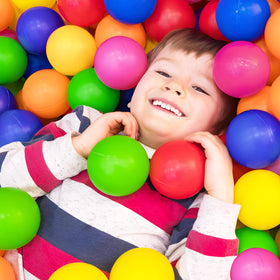 MW SPORTS ball pit balls support color recognition and motor skills.