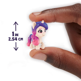 My Little Pony Sunny mini-figure from Maretime Bay for imaginative play.