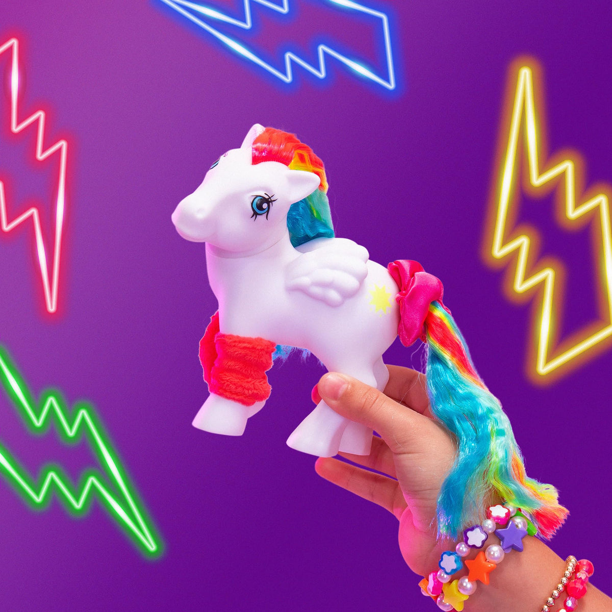 Totally Rad brush and comb included for easy hair care.