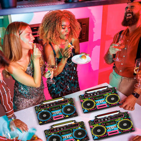 Naozinebi 80s-90s party decor plates brighten retro celebrations.