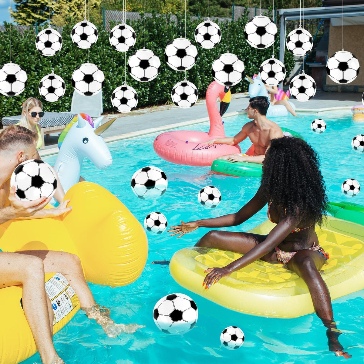 Naozinebi easy inflate valve feature simplifies setup for quick party bursts.