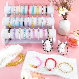 NCPLYGOU summer-ready gift pack provides a colorful ensemble for gifting.