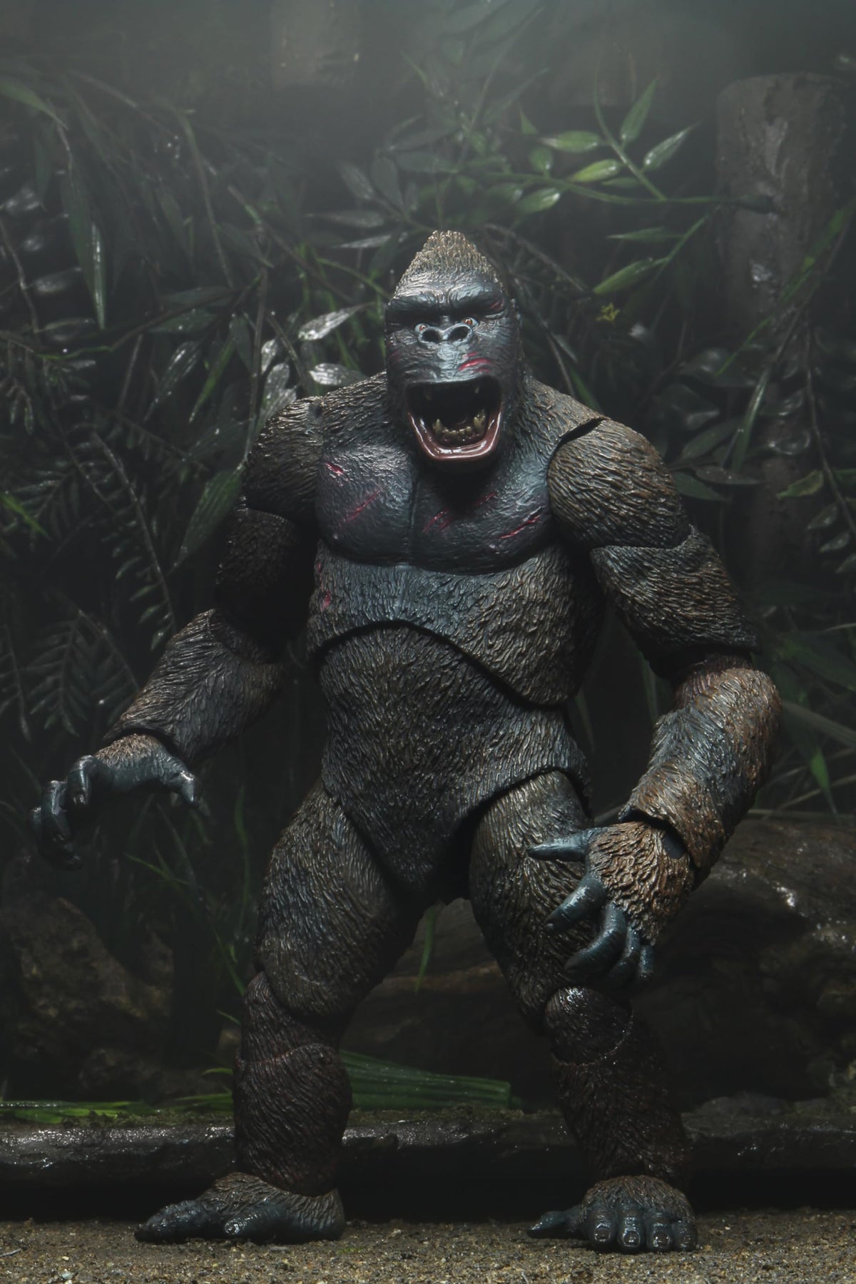 NECA King Kong 7in figure articulation allows dynamic poses for dioramas
