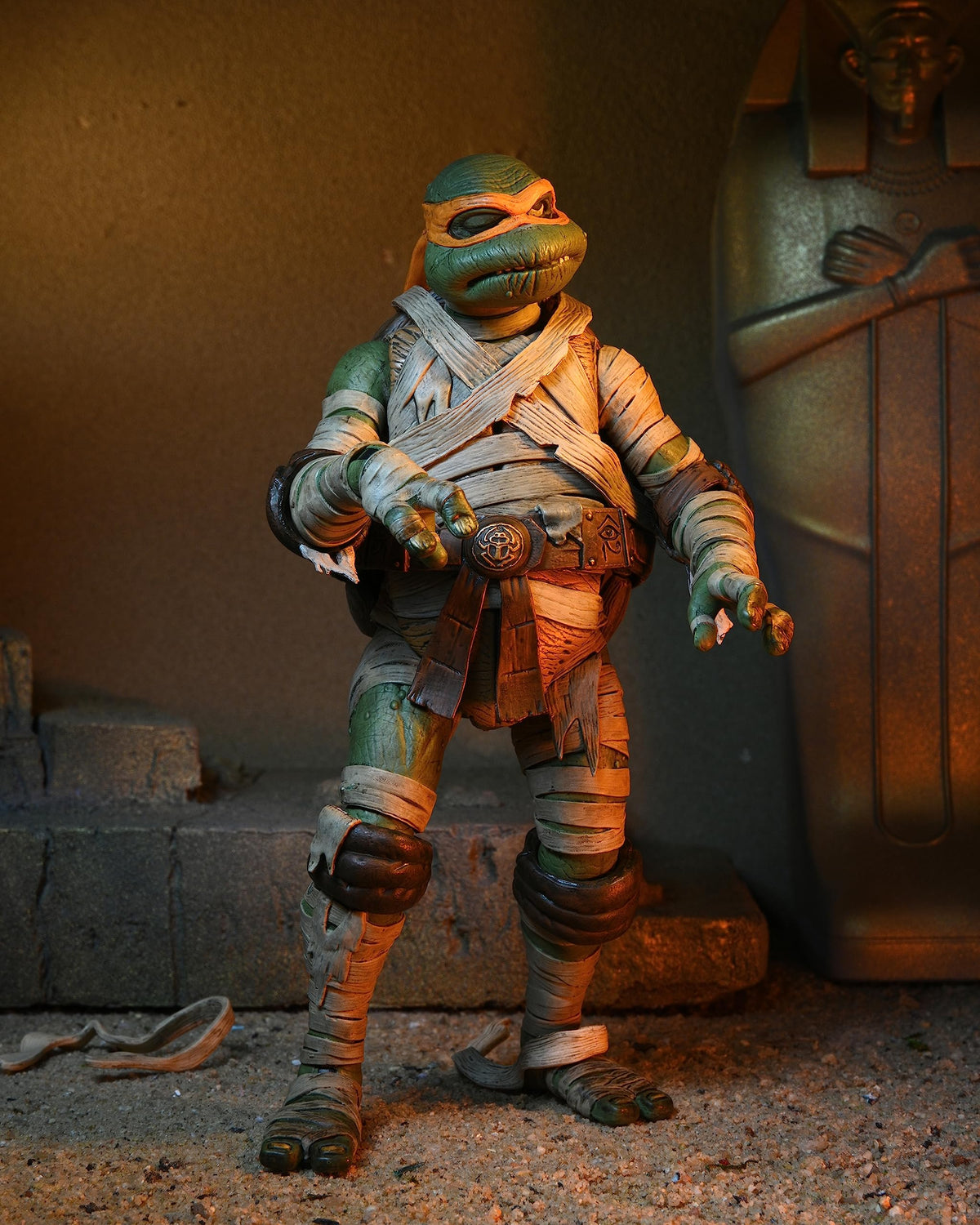 NECA mummy figure with bandage drapes offers dynamic display options
