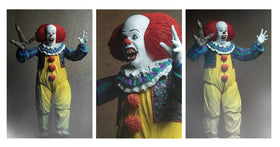 NECA Pennywise 1990 with interchangeable hands, including monster hand, for dynamic posing.
