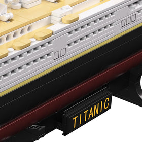 NETEHU Titanic mast and sails demonstrate structural precision.