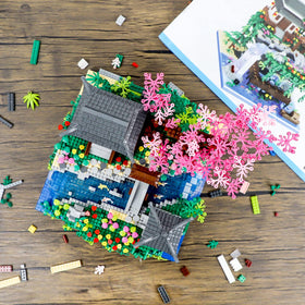 NEWABWN Gift Packaging makes a thoughtful present for celebrations.