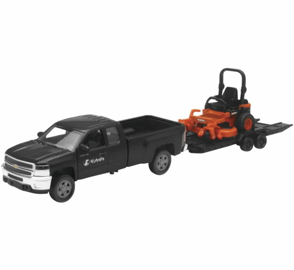 NewRay 1:32 scale pickup with Kubota tractor; doors open for display and interactive play.